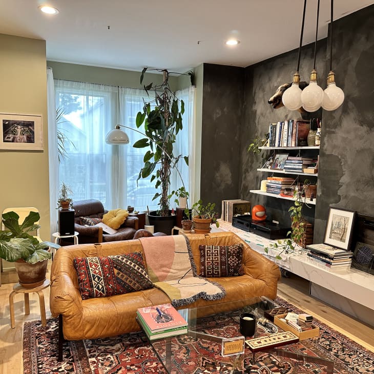 Sasha house furniture discount